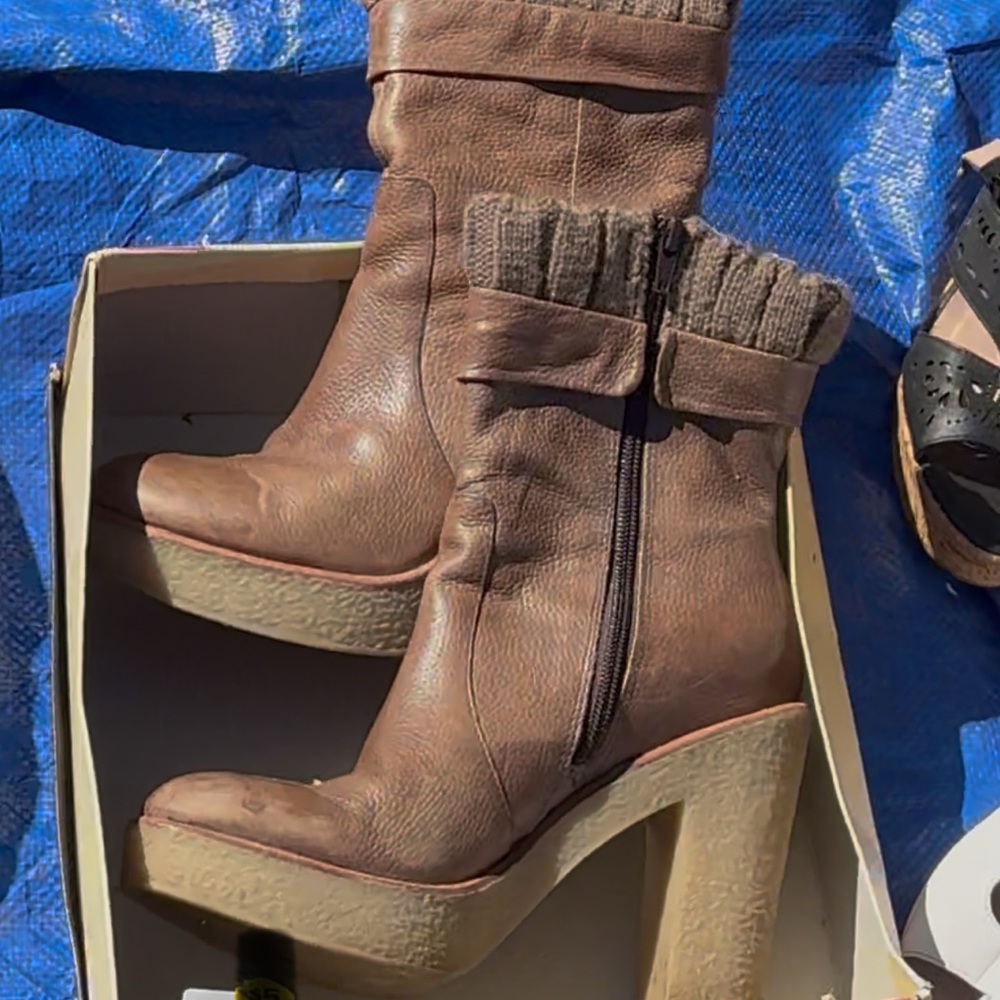 Size 6 Women's Boots